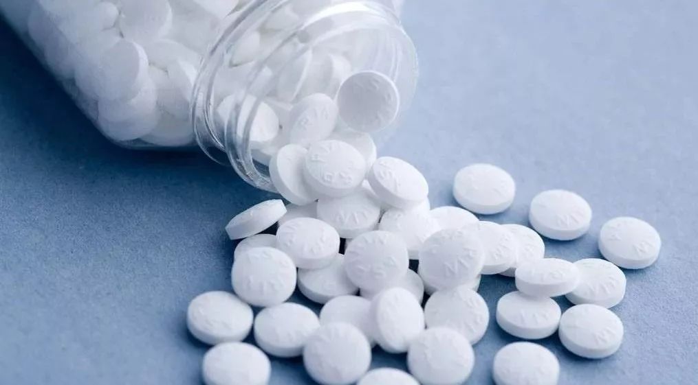 “神药”阿司匹林能抑制结直肠癌生长，副作用很小，已开展临床试验