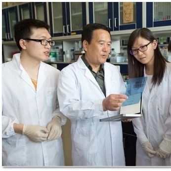 美国科学院最年轻院士王晓东赞助数十位中国院士专家在顶级期刊《科学》发表数十篇文章!