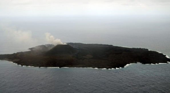 新火山岛成了研究生命殖民过程的天然实验室