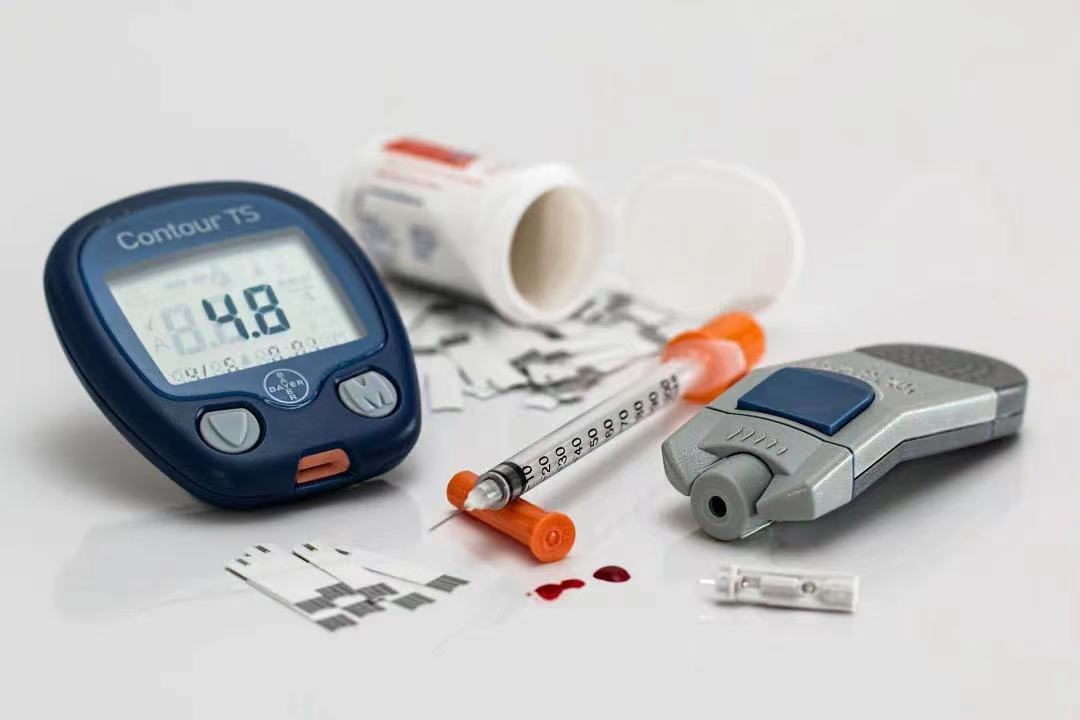 【BMJ】哈尔滨医科大学研究团队揭示早发2型糖尿病特征!30岁以下女性患糖尿病死亡率更高！