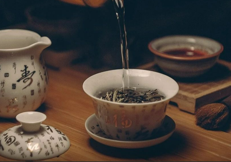 【PNAS】多喝茶能拯救你的记忆力？美国科学家发现茶、红酒和巧克力中的这种物质，有益于大脑健康